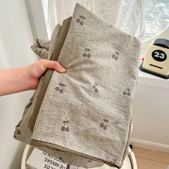 91家纺网 家纺一手货源 找家纺 朵朵家纺 2026新款高级感轻奢复古美拉德色系双层纱泡芙棉床品四件套加厚水洗双层纱软 绿樱