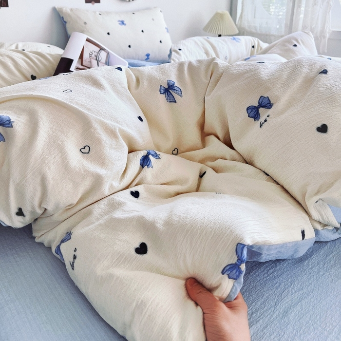 91家纺网 家纺一手货源 找家纺 朵朵家纺 2026新款高级感轻奢复古美拉德色系双层纱泡芙棉床品四件套加厚水洗双层纱软 奶蓝甜结