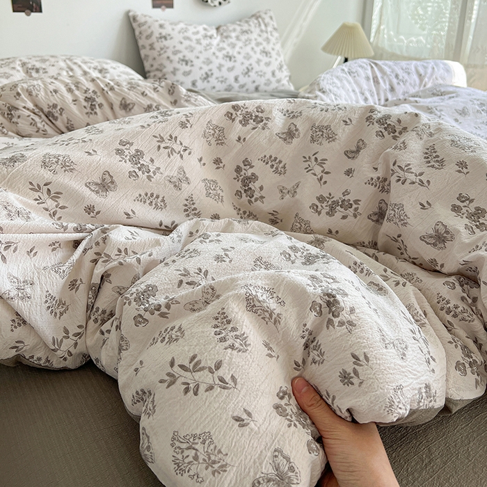 91家纺网 家纺一手货源 找家纺 朵朵家纺 2026新款高级感轻奢复古美拉德色系双层纱泡芙棉床品四件套加厚水洗双层纱软 素碟吟