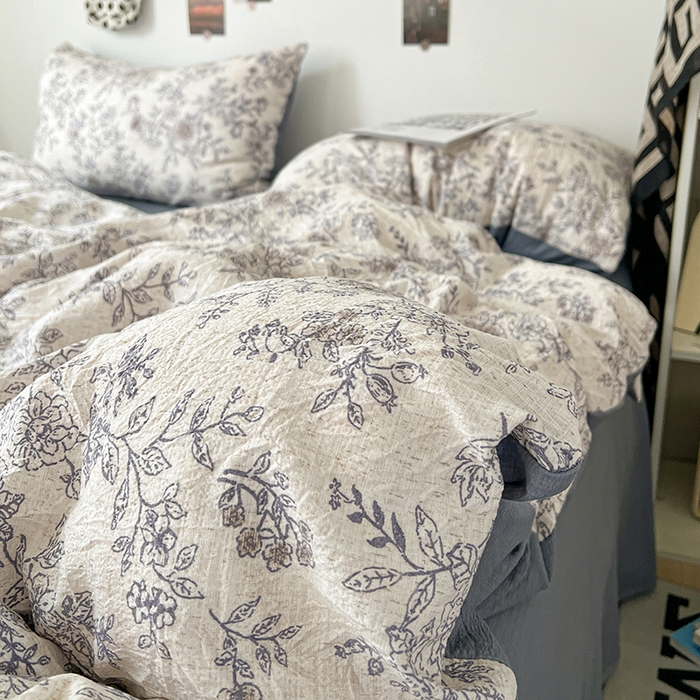 91家纺网 家纺一手货源 找家纺 朵朵家纺 2026新款高级感轻奢复古美拉德色系双层纱泡芙棉床品四件套加厚水洗双层纱软 青花瓷