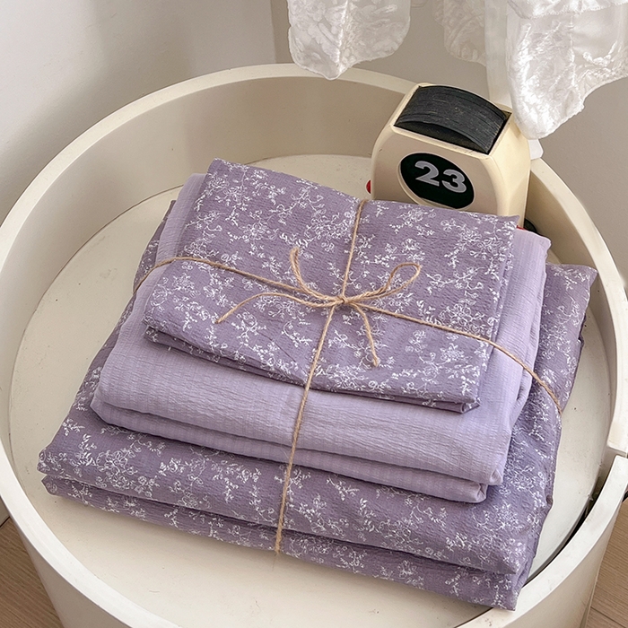 91家纺网 家纺一手货源 找家纺 朵朵家纺 2026新款高级感轻奢复古美拉德色系双层纱泡芙棉床品四件套加厚水洗双层纱软 紫萝漫想