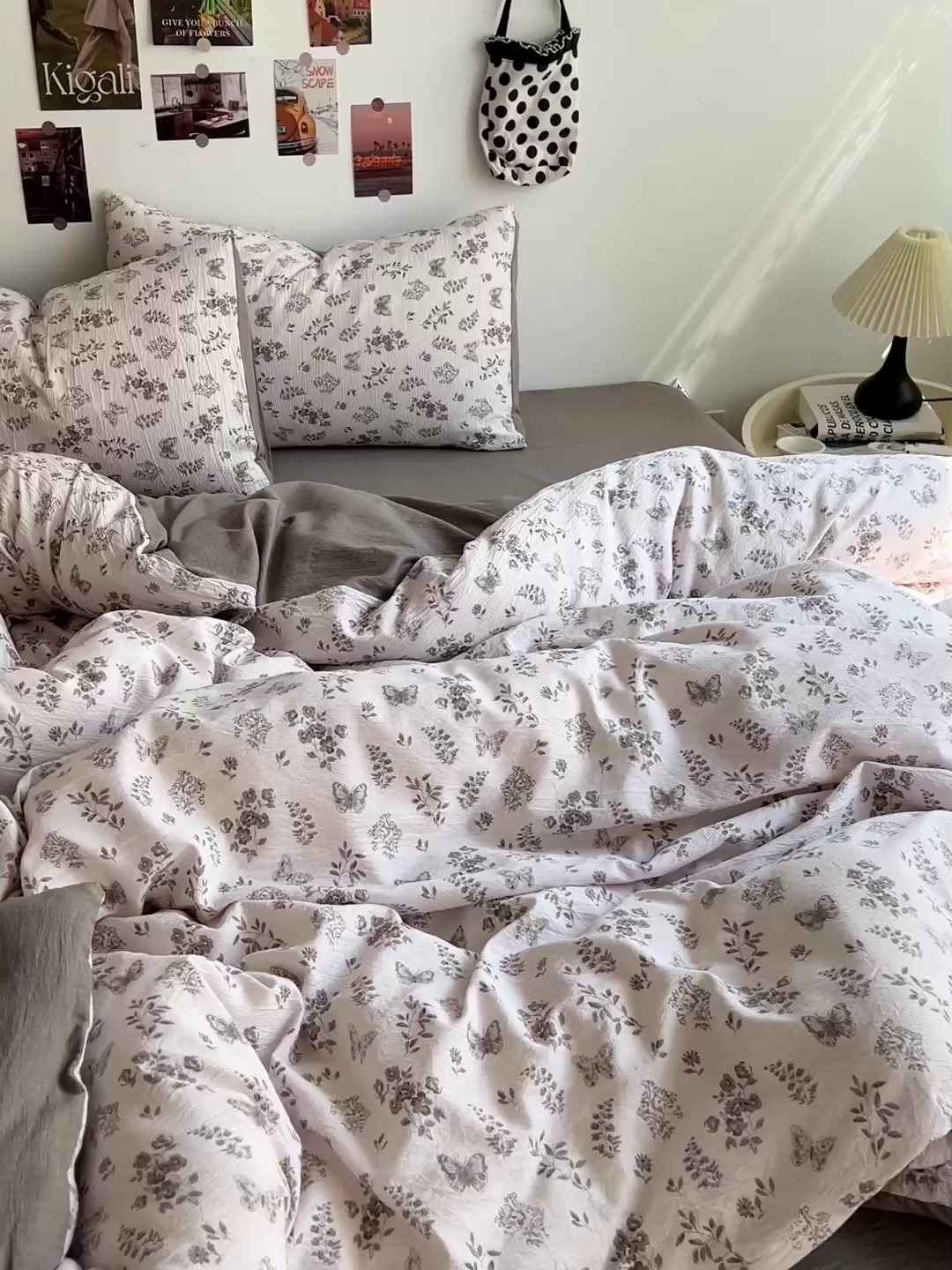 91家纺网 家纺一手货源 找家纺 朵朵家纺 2026新款高级感轻奢复古美拉德色系双层纱泡芙棉床品四件套加厚水洗双层纱软 素碟吟