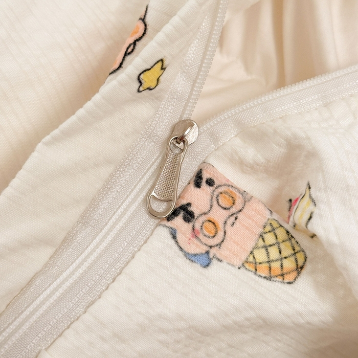 91家纺网 家纺一手货源 找家纺 牵依 2026春夏新款A类云感花边款双层纱床盖四件套 小新狂欢局