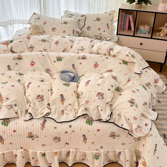 91家纺网 家纺一手货源 找家纺 牵依 2026春夏新款A类云感花边款双层纱床盖四件套 小新狂欢局