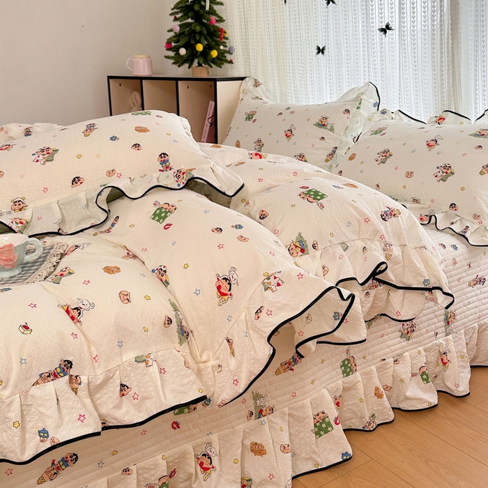 91家纺网 家纺一手货源 找家纺 牵依 2026春夏新款A类云感花边款双层纱床盖四件套 小新狂欢局