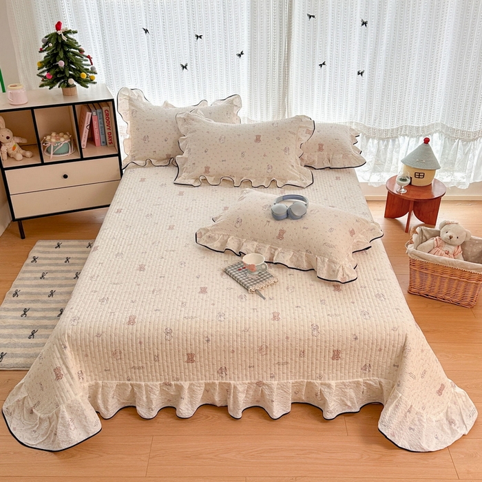 91家纺网 家纺一手货源 找家纺 牵依 2026春夏新款A类云感花边款双层纱床盖四件套 悦悦小兔