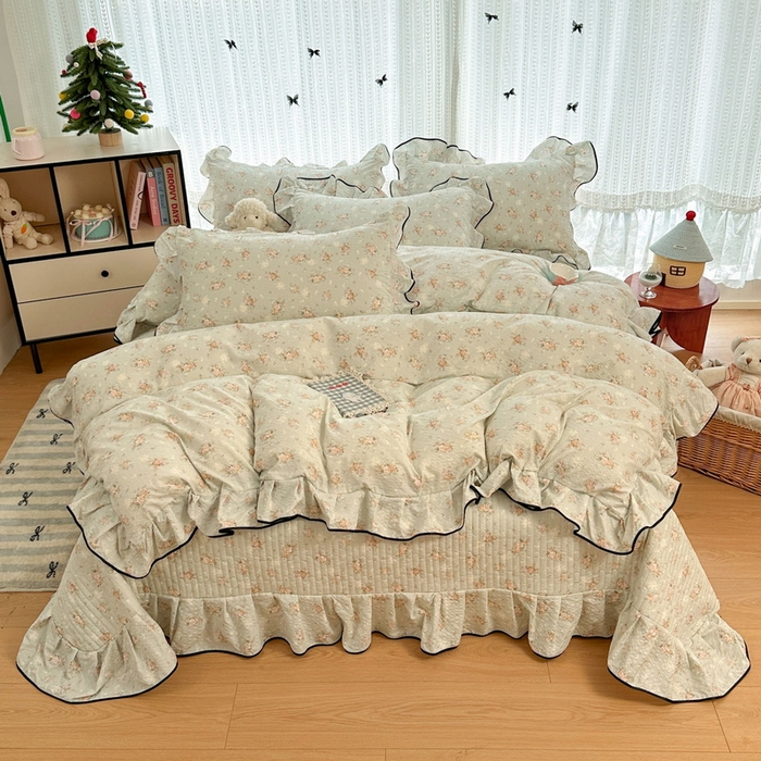 91家纺网 家纺一手货源 找家纺 牵依 2026春夏新款A类云感花边款双层纱床盖四件套 繁花似梦