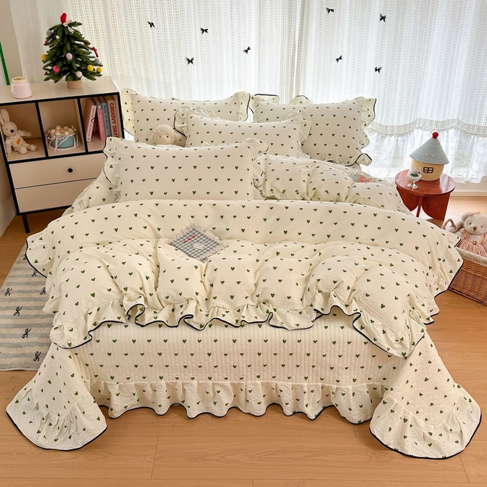 91家纺网 家纺一手货源 找家纺 牵依 2026春夏新款A类云感花边款双层纱床盖四件套 绿爱心