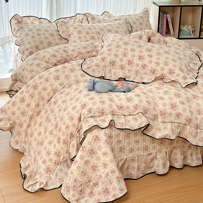 91家纺网 家纺一手货源 找家纺 牵依 2026春夏新款A类云感花边款双层纱床盖四件套 玫瑰花园