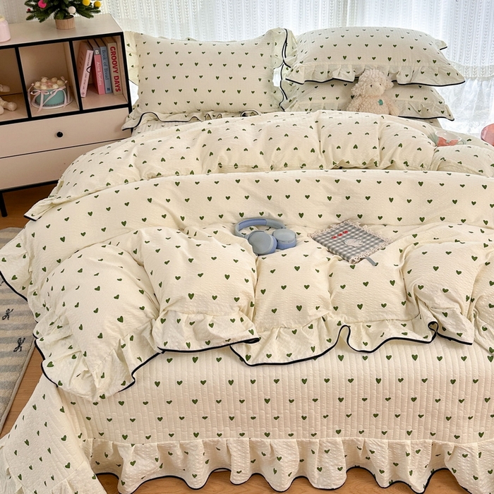 91家纺网 家纺一手货源 找家纺 牵依 2026春夏新款A类云感花边款双层纱床盖四件套 绿爱心