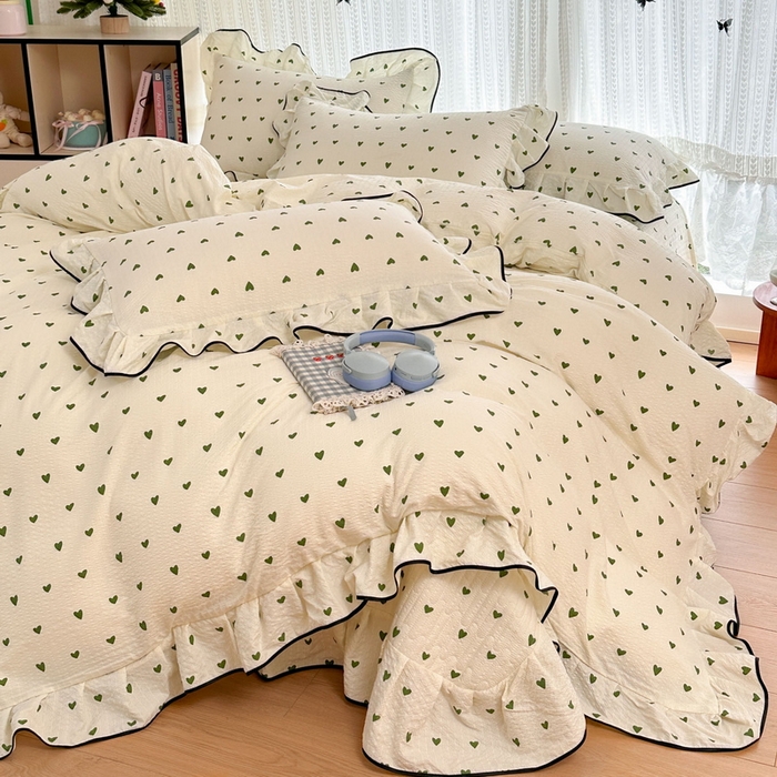 91家纺网 家纺一手货源 找家纺 牵依 2026春夏新款A类云感花边款双层纱床盖四件套 绿爱心