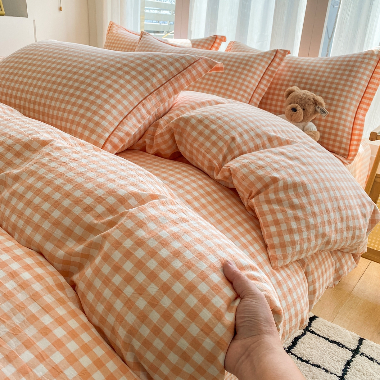 91家纺网 家纺一手货源 找家纺 钰锦珀家纺 2025新款简约全棉色织水洗棉四件套 桔粉小格