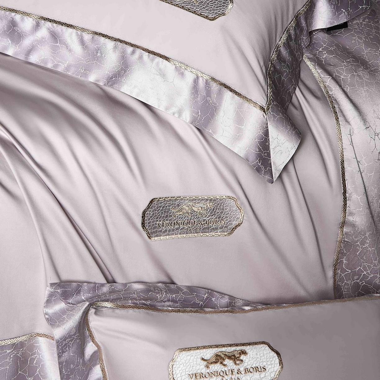 91家纺网 家纺一手货源 找家纺 馨蕊家居 2026春夏新品100S高精密刺绣四件套-简序系列 高精密简序-婉若紫