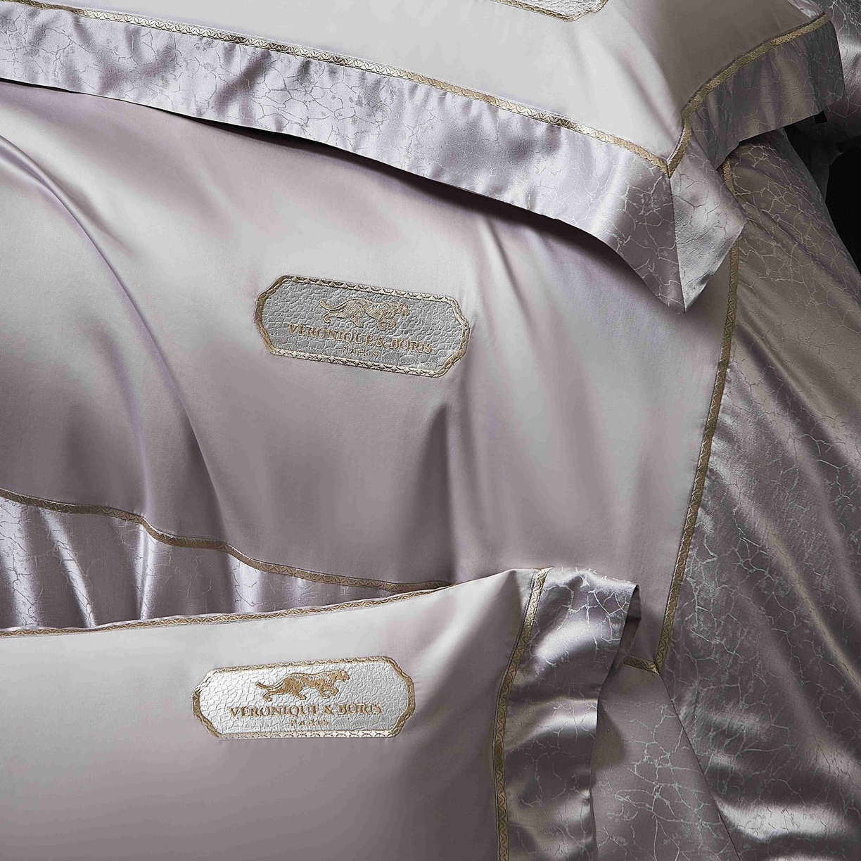 91家纺网 家纺一手货源 找家纺 馨蕊家居 2026春夏新品100S高精密刺绣四件套-简序系列 高精密简序-婉若紫