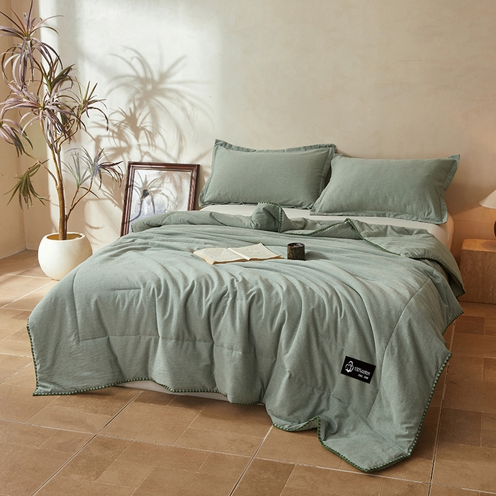 91家纺网 家纺一手货源 找家纺 阳光被业 2026新款100%棉花双层纱夏被新疆棉花空调被可机洗夏凉被绣边踩棉工艺 纯色--豆绿
