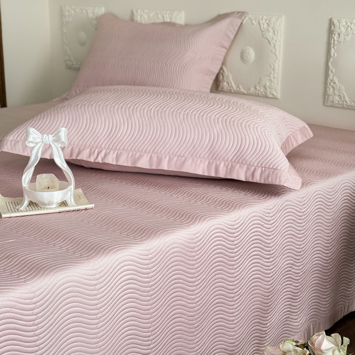 91家纺网 家纺一手货源 找家纺 摩时 2026春夏新品莱赛尔凉席空调软席凉席席子三件套 樱花粉