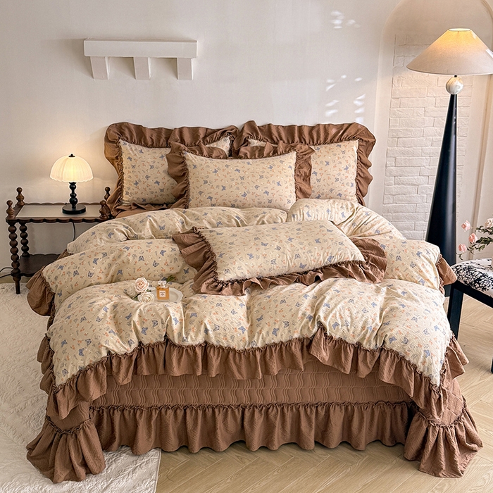 91家纺网 家纺一手货源 找家纺 （总）贝凯瑞 2026新款双层纱木棉水洗棉法式复古花边床盖单件三件四件套-焦糖系列