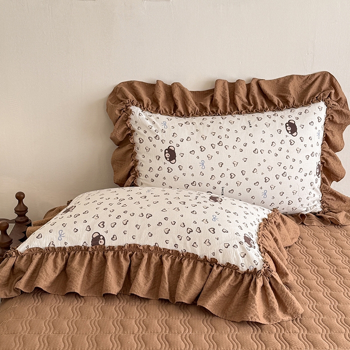 91家纺网 家纺一手货源 找家纺 贝凯瑞 2026新款双层纱木棉水洗棉法式复古花边床盖单件三件四件套-焦糖系列 焦糖熊