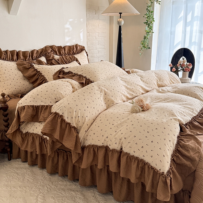 91家纺网 家纺一手货源 找家纺 贝凯瑞 2026新款双层纱木棉水洗棉法式复古花边床盖单件三件四件套-焦糖系列 焦糖樱桃