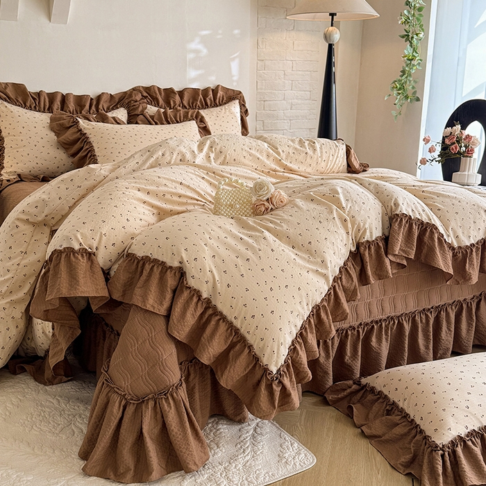 91家纺网 家纺一手货源 找家纺 贝凯瑞 2026新款双层纱木棉水洗棉法式复古花边床盖单件三件四件套-焦糖系列 焦糖樱桃