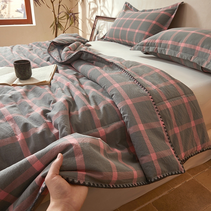 91家纺网 家纺一手货源 找家纺 阳光被业 2026新款100%棉花双层纱夏被新疆棉花空调被可机洗夏凉被绣边踩棉工艺 格调--粉