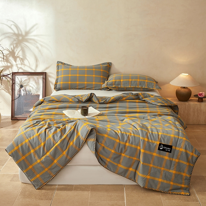 91家纺网 家纺一手货源 找家纺 阳光被业 2026新款100%棉花双层纱夏被新疆棉花空调被可机洗夏凉被绣边踩棉工艺 格调--黄