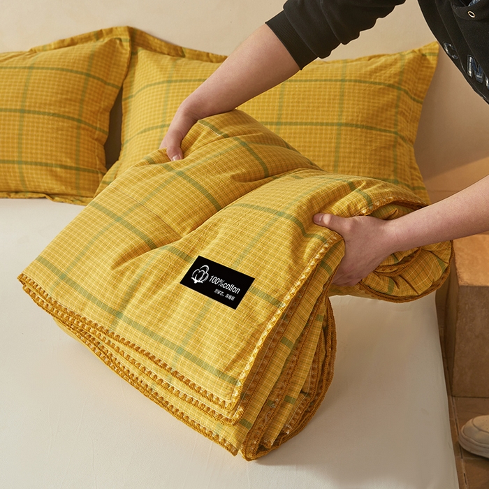 91家纺网 家纺一手货源 找家纺 阳光被业 2026新款100%棉花双层纱夏被新疆棉花空调被可机洗夏凉被绣边踩棉工艺 品味--炫黄