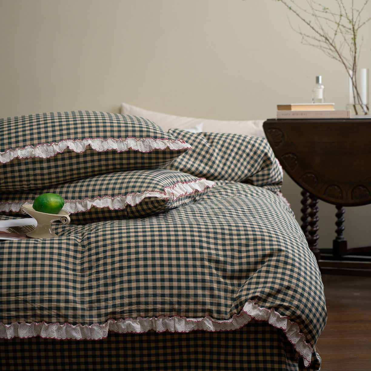 91家纺网 家纺一手货源 找家纺 洋铭区（原狠狠爱）2026新款色织水洗棉花边四件套系列 控价：控价劵后不得低于 178元/218元/238元 花边绿格