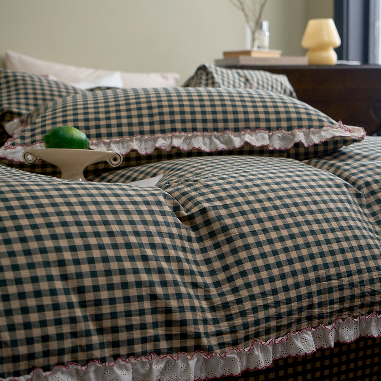 91家纺网 家纺一手货源 找家纺 洋铭区（原狠狠爱）2026新款色织水洗棉花边四件套系列 控价：控价劵后不得低于 178元/218元/238元 花边绿格