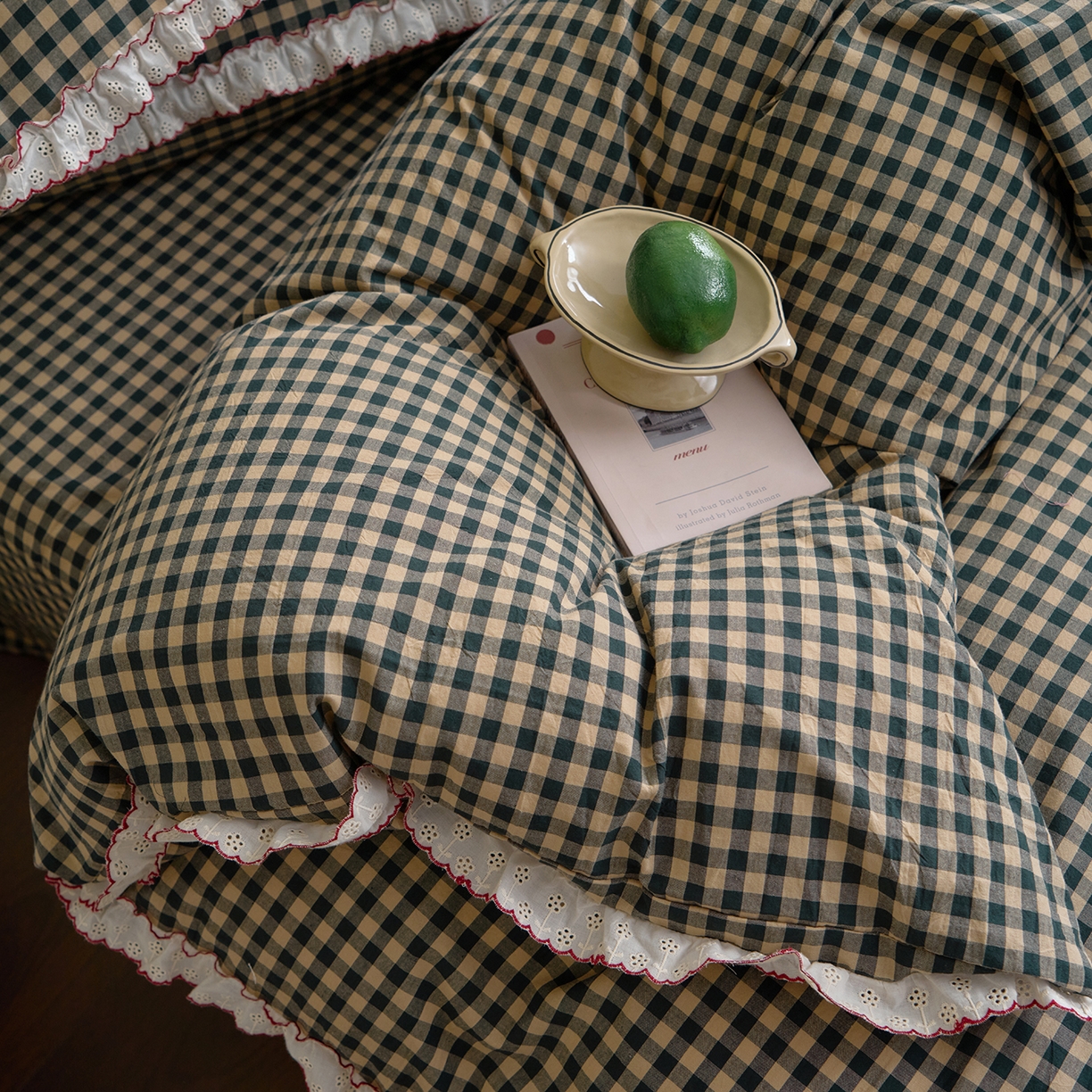 91家纺网 家纺一手货源 找家纺 洋铭区（原狠狠爱）2026新款色织水洗棉花边四件套系列 控价：控价劵后不得低于 178元/218元/238元 花边绿格