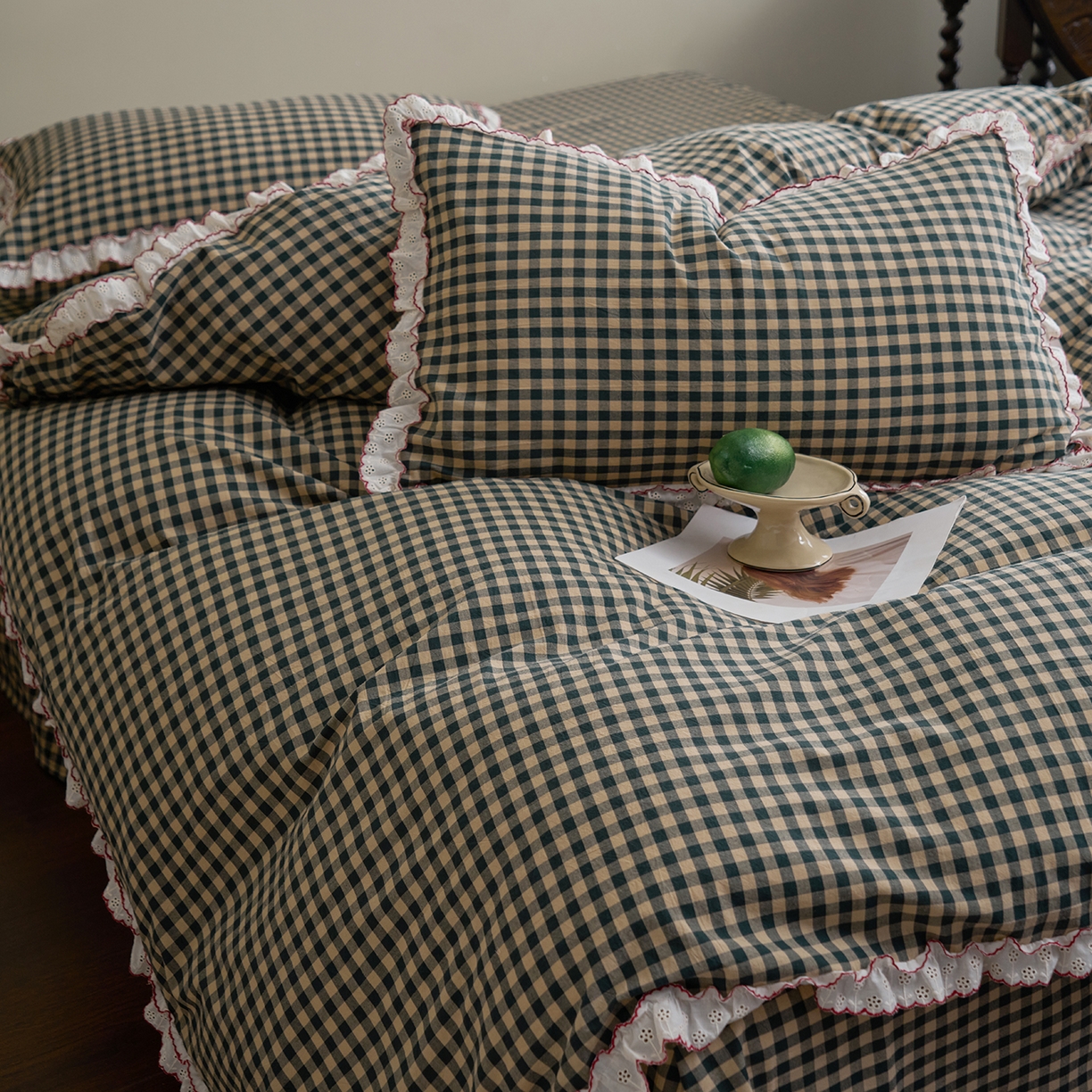 91家纺网 家纺一手货源 找家纺 洋铭区（原狠狠爱）2026新款色织水洗棉花边四件套系列 控价：控价劵后不得低于 178元/218元/238元 花边绿格