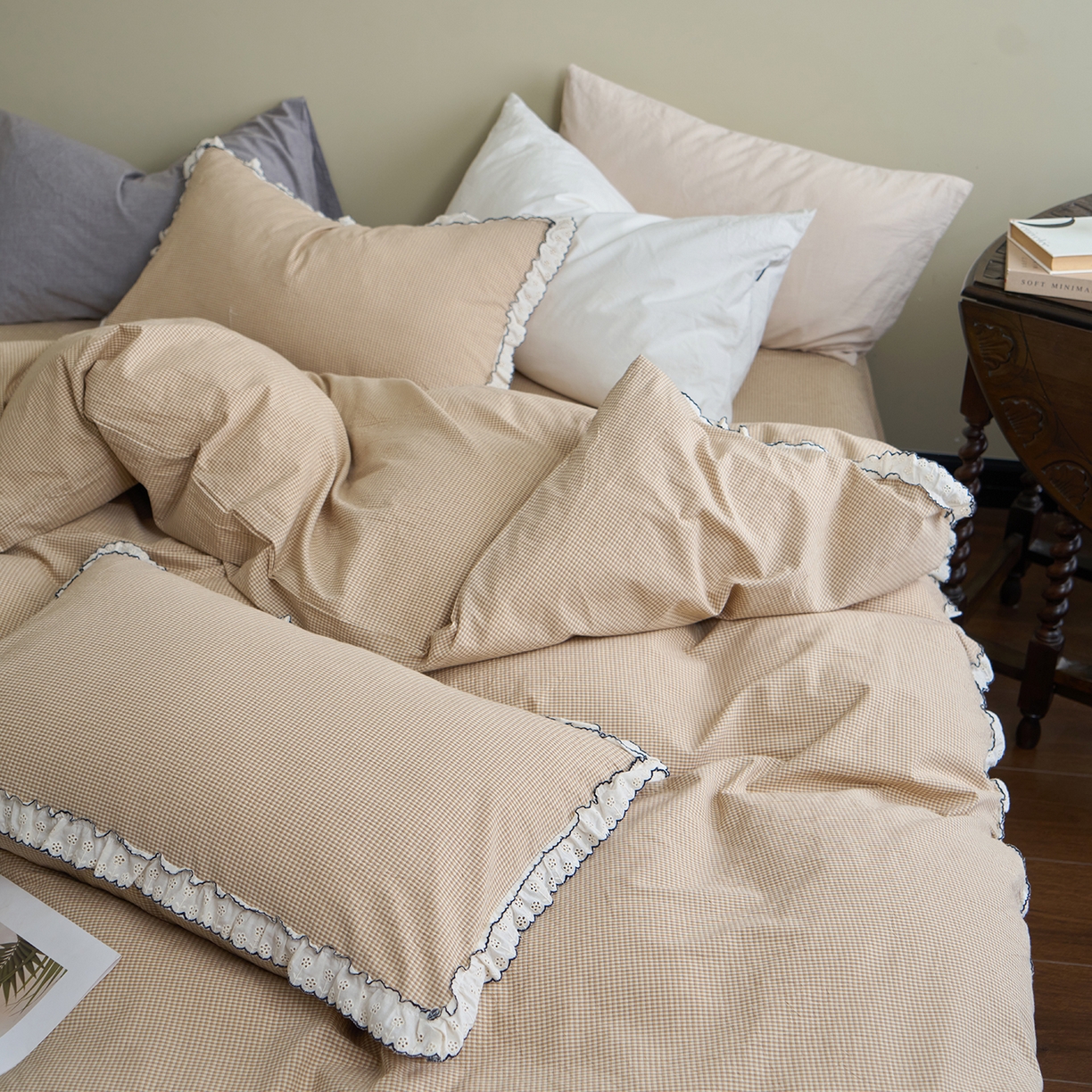 91家纺网 家纺一手货源 找家纺 洋铭区（原狠狠爱）2026新款色织水洗棉花边四件套系列 控价：控价劵后不得低于 178元/218元/238元 小米格·黄