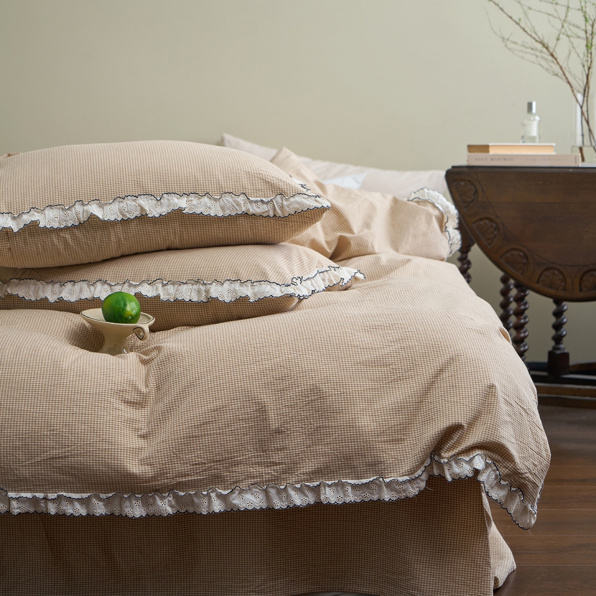 91家纺网 家纺一手货源 找家纺 洋铭区（原狠狠爱）2026新款色织水洗棉花边四件套系列 控价：控价劵后不得低于 178元/218元/238元 小米格·黄