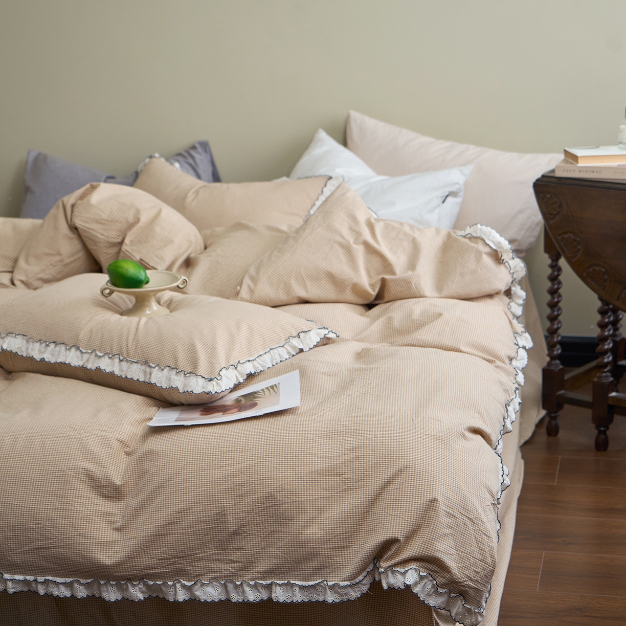 91家纺网 家纺一手货源 找家纺 洋铭区（原狠狠爱）2026新款色织水洗棉花边四件套系列 控价：控价劵后不得低于 178元/218元/238元 小米格·黄