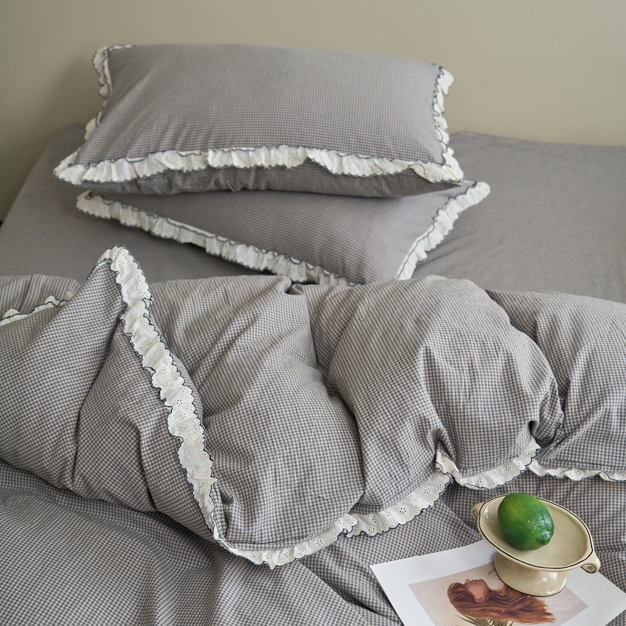 91家纺网 家纺一手货源 找家纺 洋铭区（原狠狠爱）2026新款色织水洗棉花边四件套系列 控价：控价劵后不得低于 178元/218元/238元 小米格·灰