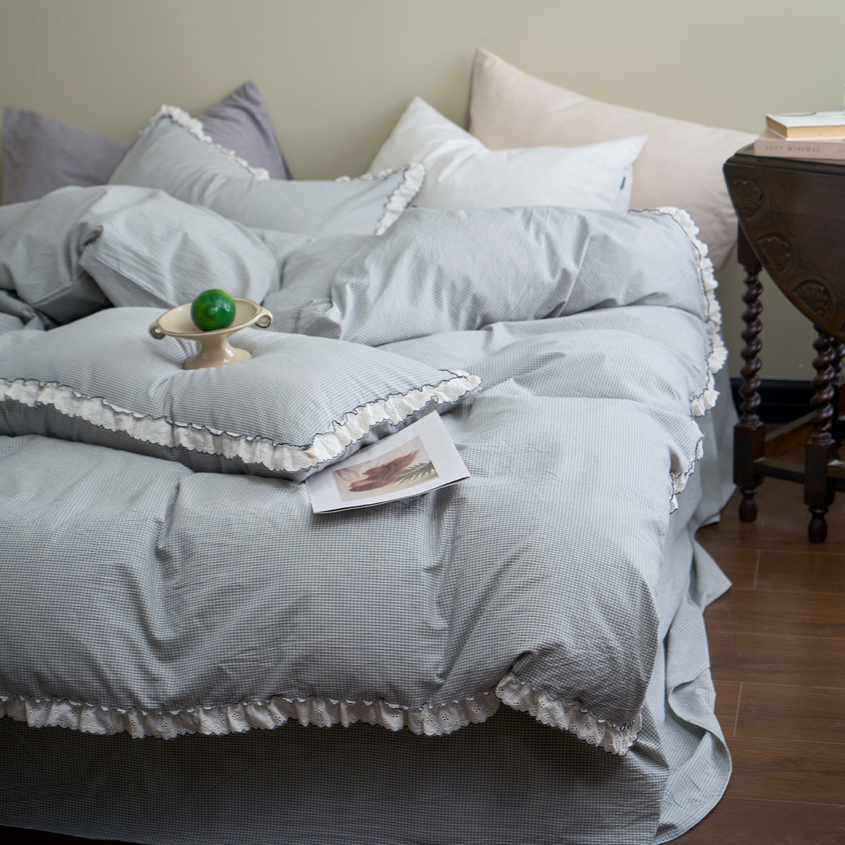 91家纺网 家纺一手货源 找家纺 洋铭区（原狠狠爱）2026新款色织水洗棉花边四件套系列 控价：控价劵后不得低于 178元/218元/238元 小米格·蓝