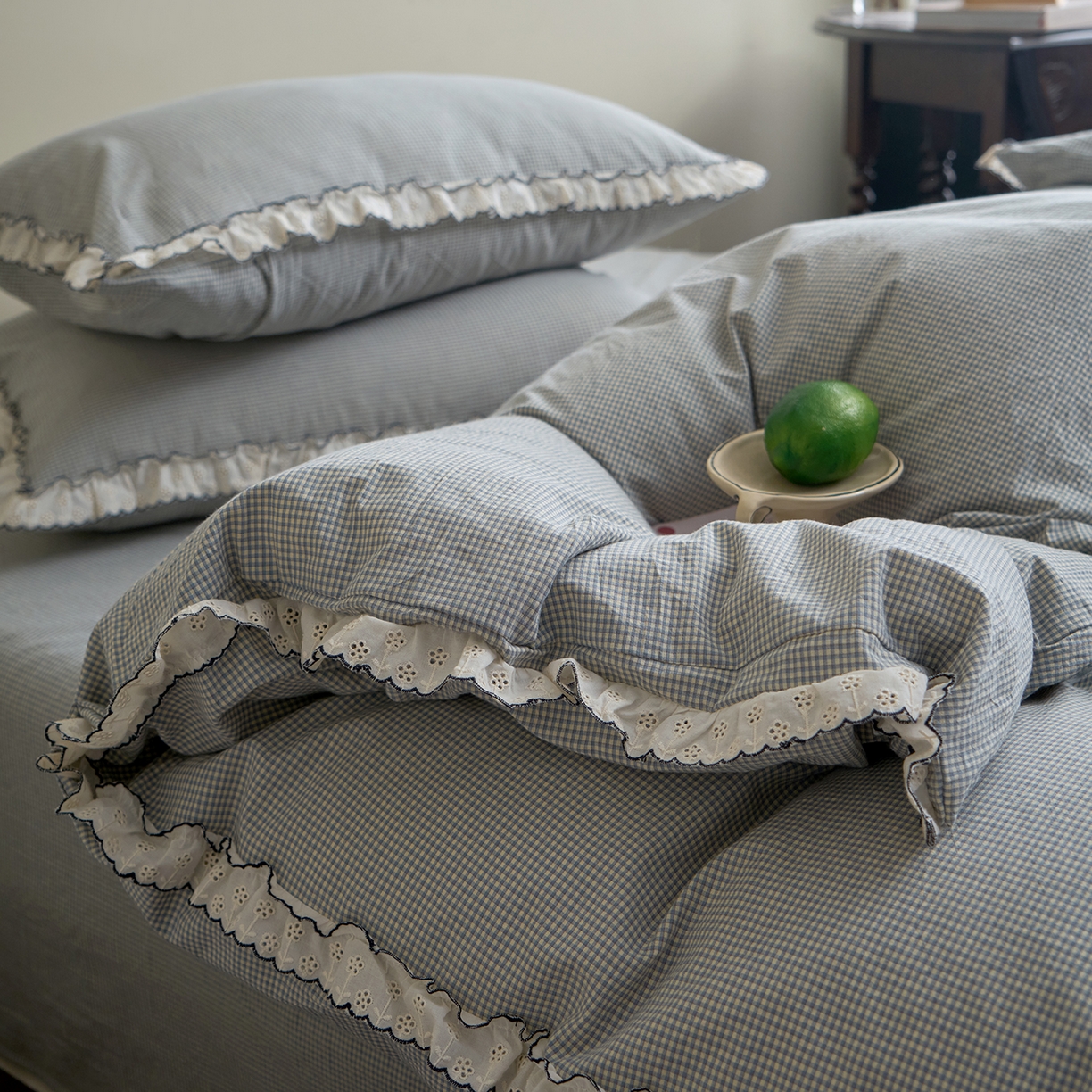 91家纺网 家纺一手货源 找家纺 洋铭区（原狠狠爱）2026新款色织水洗棉花边四件套系列 控价：控价劵后不得低于 178元/218元/238元 小米格·蓝