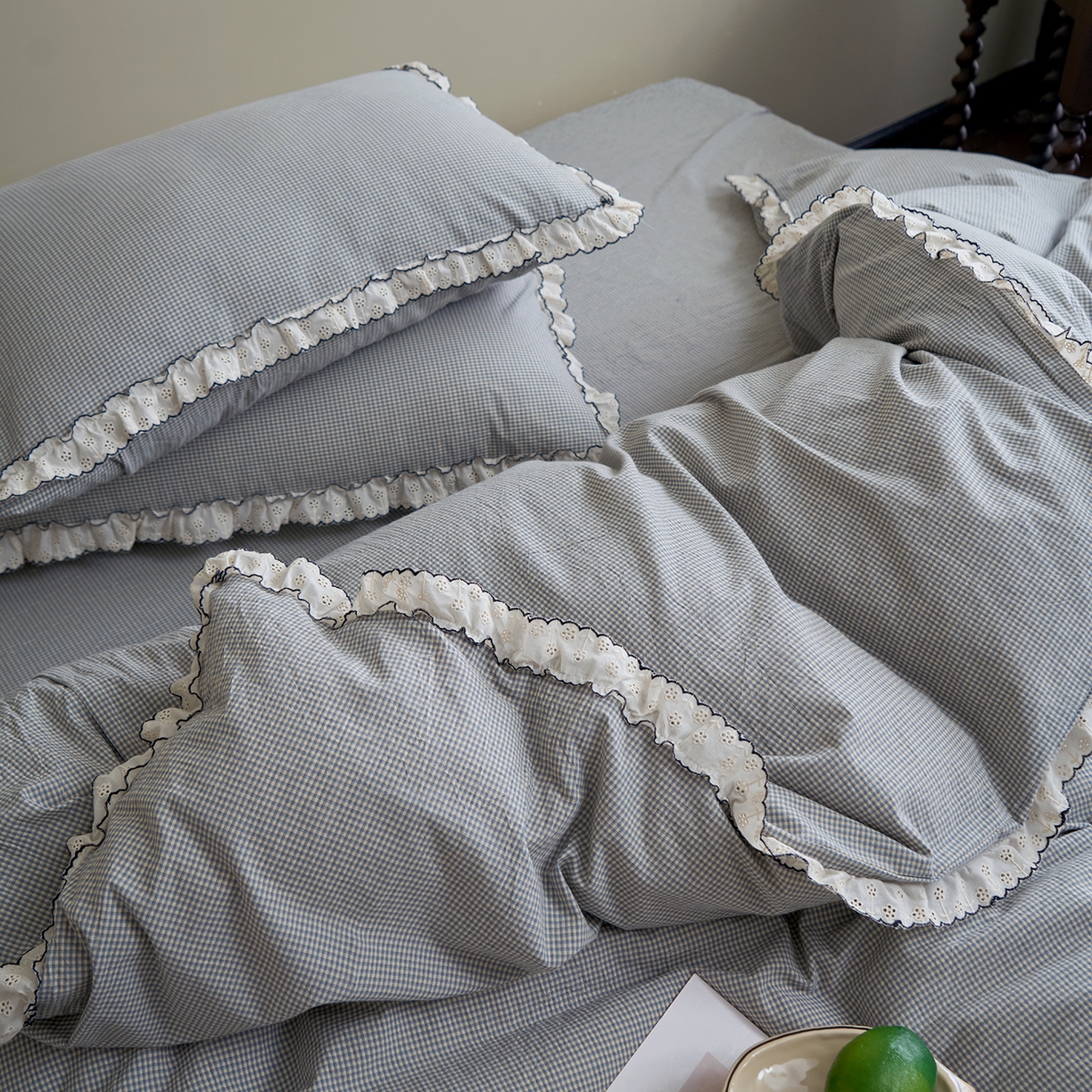 91家纺网 家纺一手货源 找家纺 洋铭区（原狠狠爱）2026新款色织水洗棉花边四件套系列 控价：控价劵后不得低于 178元/218元/238元 小米格·蓝