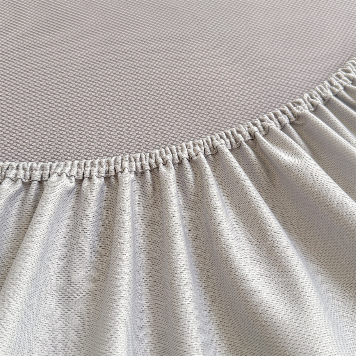 91家纺网 家纺一手货源 找家纺 慕木家纺 2026新品A类高克重高端复合三明治PE乙纶提花冰豆豆凉席床笠都市棱境系列（提供买家秀） 床笠款都市棱境-粉