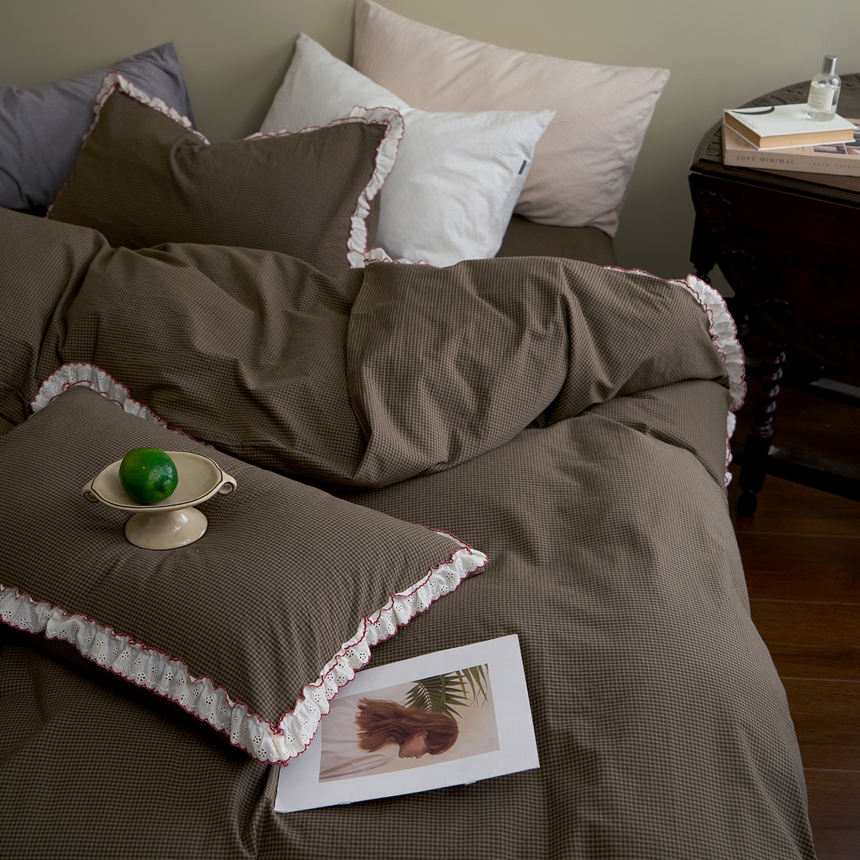 91家纺网 家纺一手货源 找家纺 洋铭区（原狠狠爱）2026新款色织水洗棉花边四件套系列 控价：控价劵后不得低于 178元/218元/238元 小米深咖格