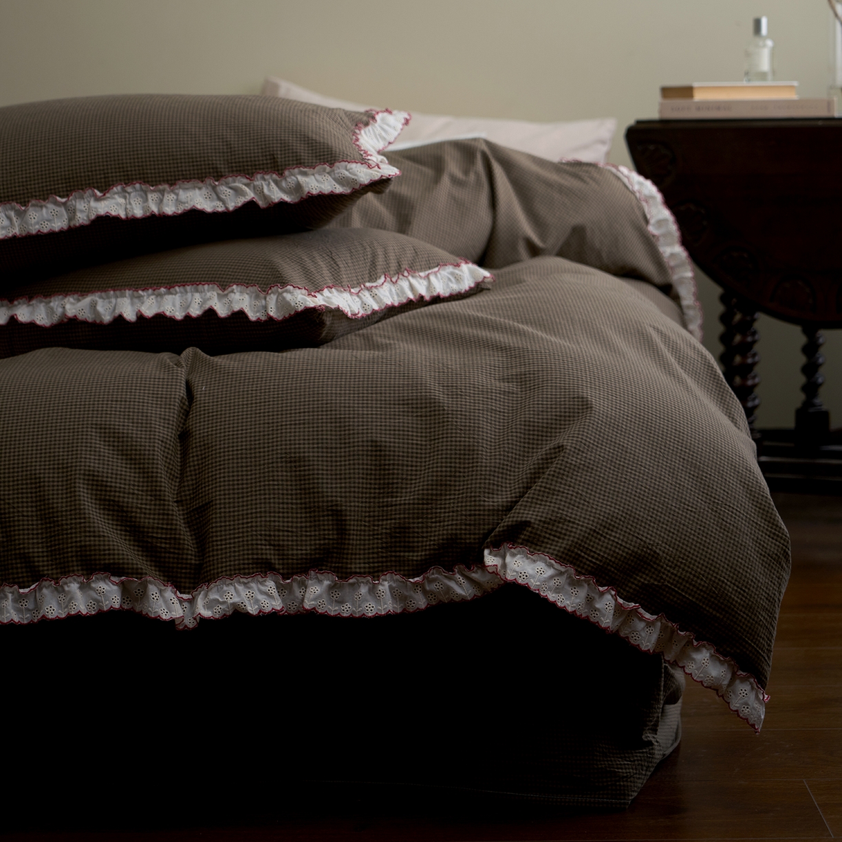 91家纺网 家纺一手货源 找家纺 洋铭区（原狠狠爱）2026新款色织水洗棉花边四件套系列 控价：控价劵后不得低于 178元/218元/238元 小米深咖格