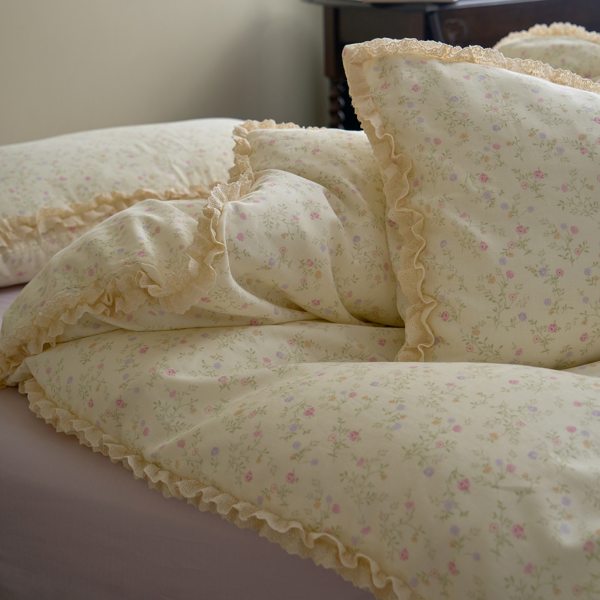 91家纺网 家纺一手货源 找家纺 （总）洋铭区（原狠狠爱） 2026新款双层纱皱皱纱花边四件套系列 控价：控价劵后不得低于 198元/228元/248元