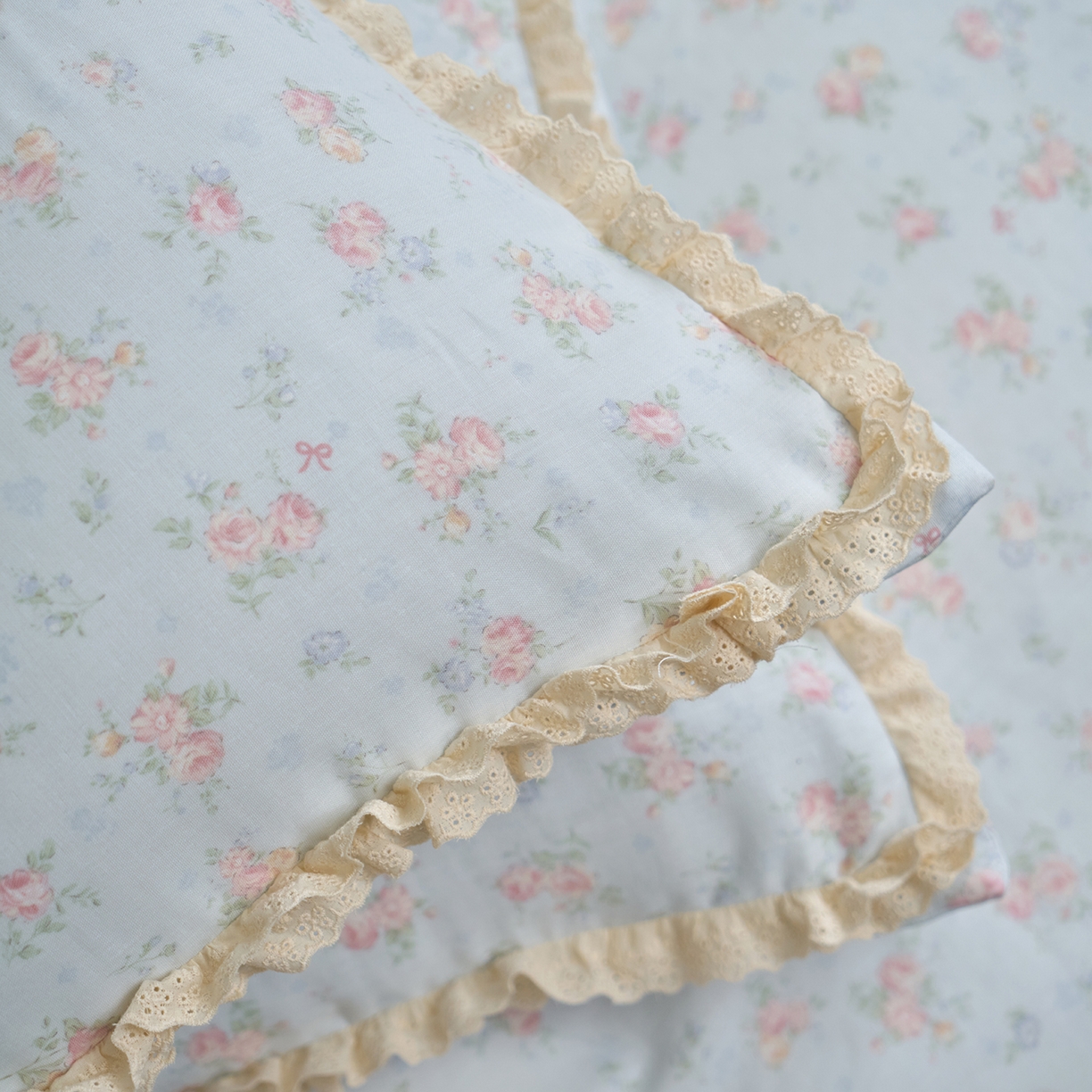 91家纺网 家纺一手货源 找家纺 洋铭区（原狠狠爱） 2026新款双层纱皱皱纱花边四件套系列 控价：控价劵后不得低于 198元/228元/248元 静野兰花