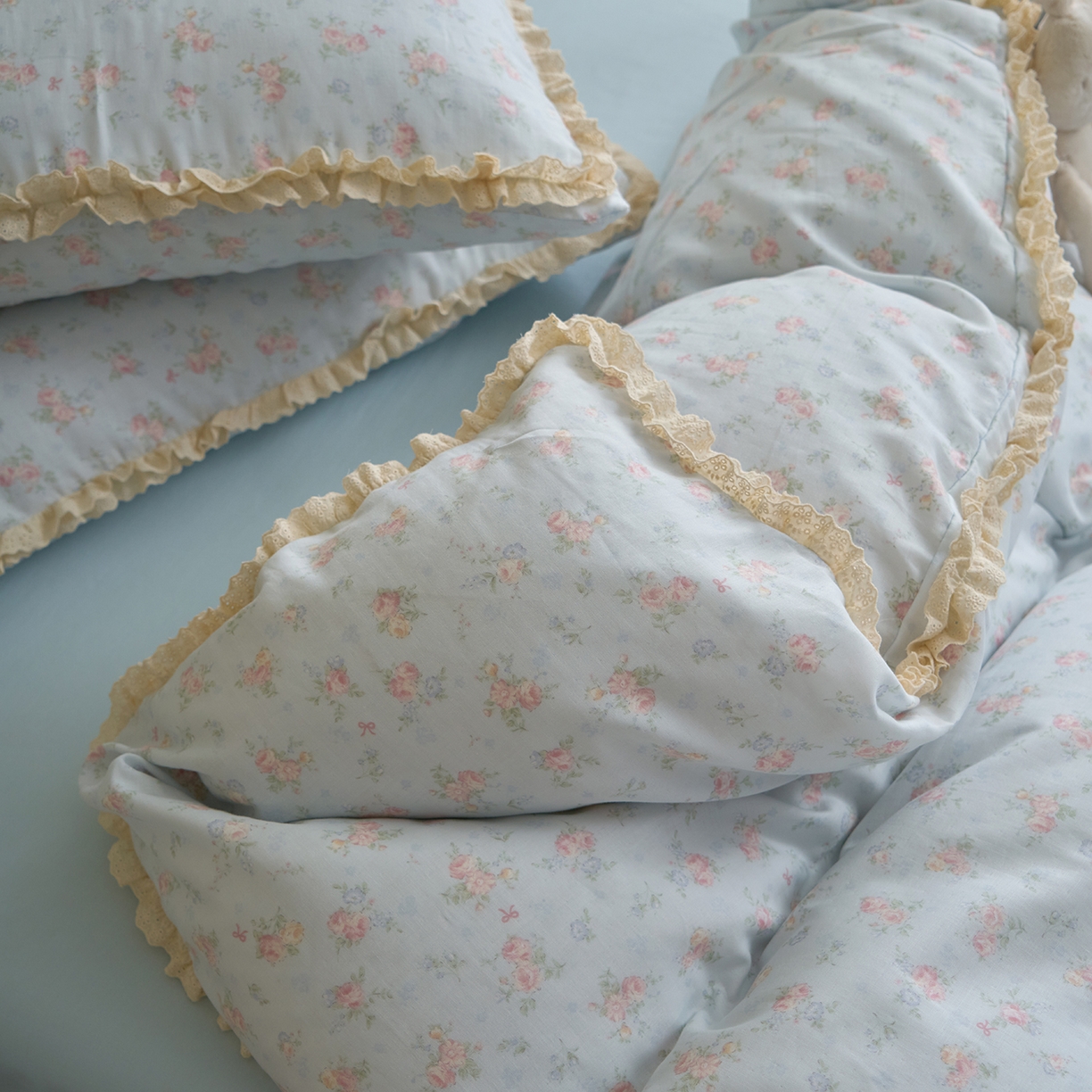 91家纺网 家纺一手货源 找家纺 洋铭区（原狠狠爱） 2026新款双层纱皱皱纱花边四件套系列 控价：控价劵后不得低于 198元/228元/248元 静野兰花