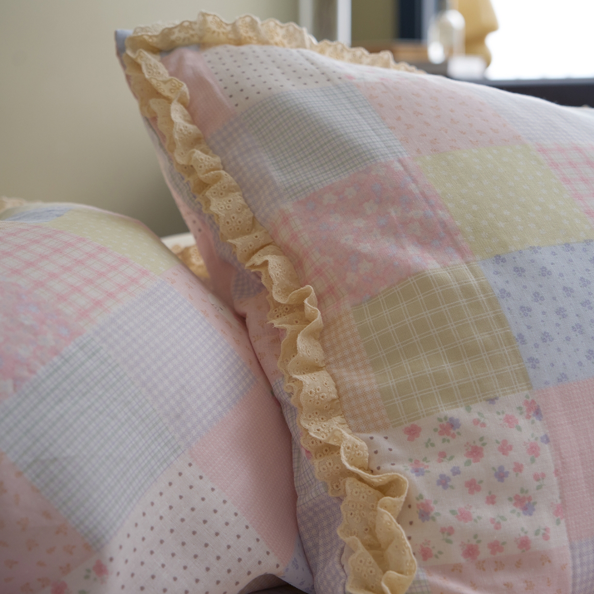 91家纺网 家纺一手货源 找家纺 洋铭区（原狠狠爱） 2026新款双层纱皱皱纱花边四件套系列 控价：控价劵后不得低于 198元/228元/248元 小猫咪