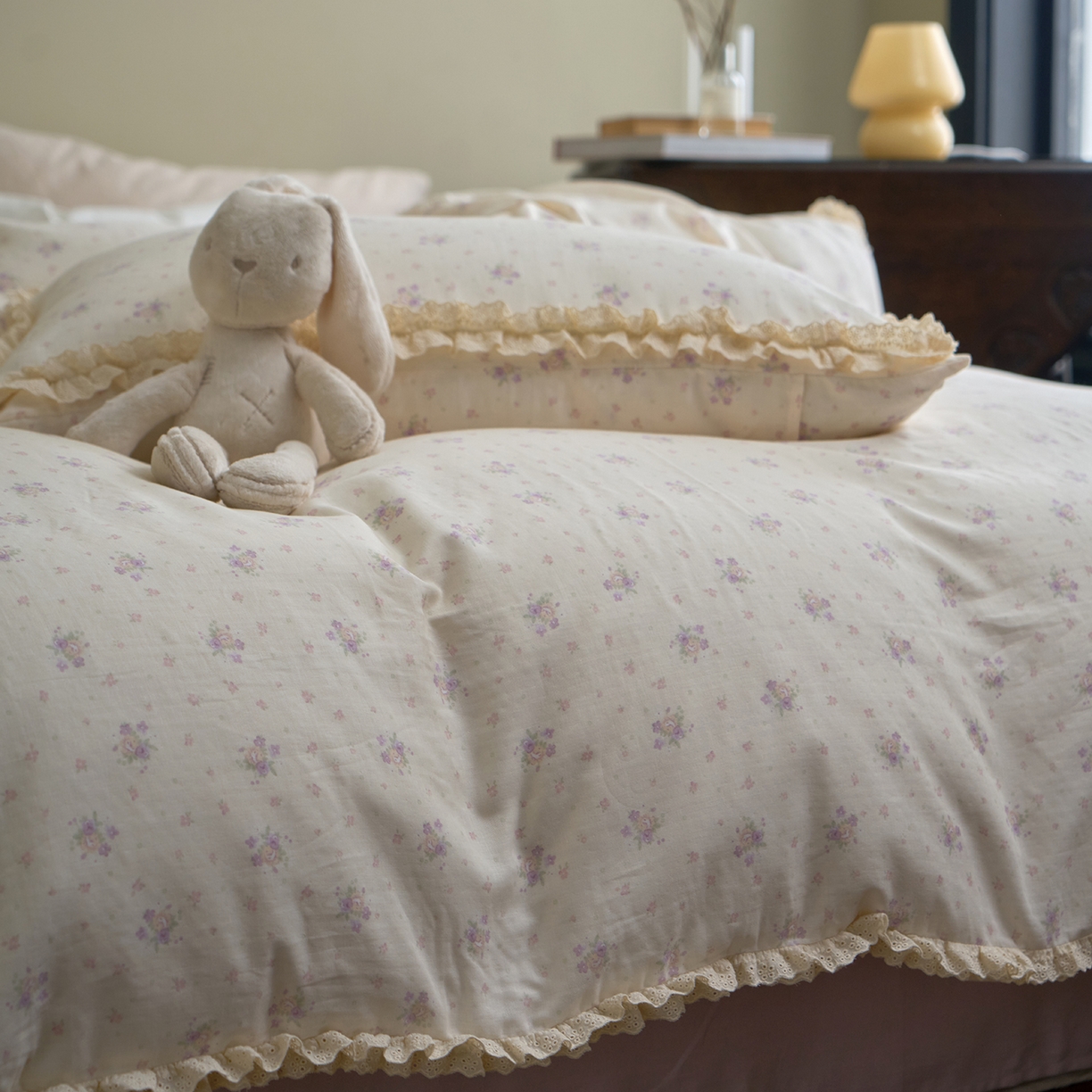 91家纺网 家纺一手货源 找家纺 洋铭区（原狠狠爱） 2026新款双层纱皱皱纱花边四件套系列 控价：控价劵后不得低于 198元/228元/248元 紫丁香花