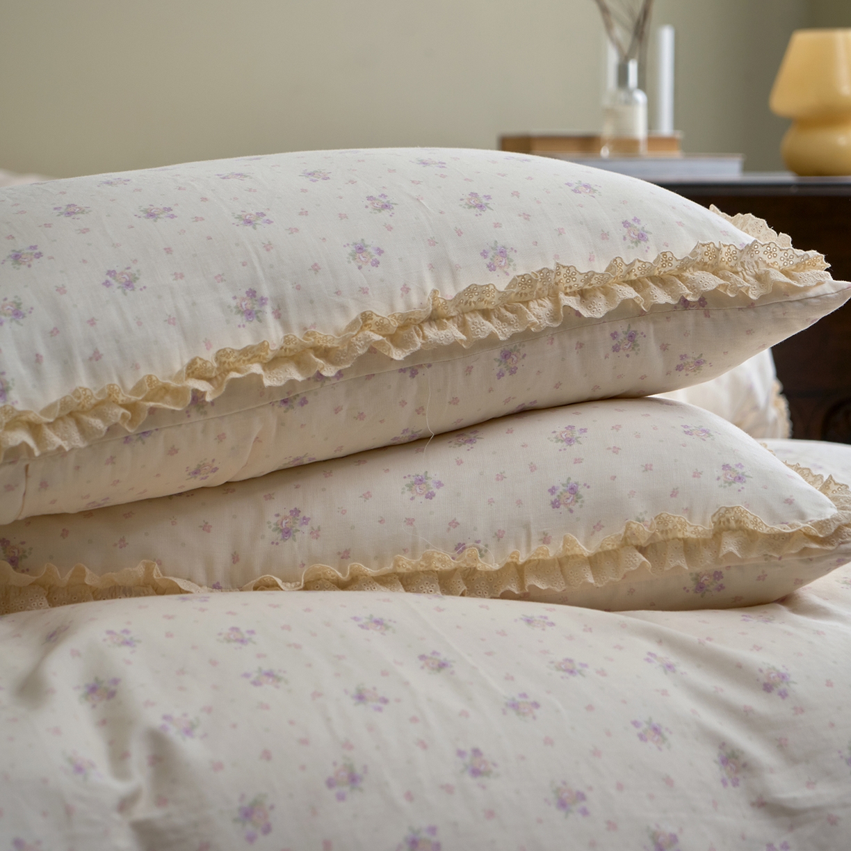 91家纺网 家纺一手货源 找家纺 洋铭区（原狠狠爱） 2026新款双层纱皱皱纱花边四件套系列 控价：控价劵后不得低于 198元/228元/248元 紫丁香花