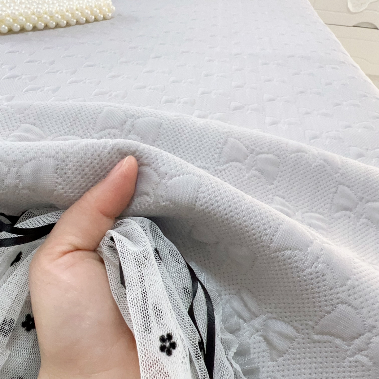 91家纺网 家纺一手货源 找家纺 恋尚羽家纺 2026新款高分子PE凉泡泡大床裙凉感席波浪冰豆豆凉席席子三件套-小确幸 小确幸-灰色