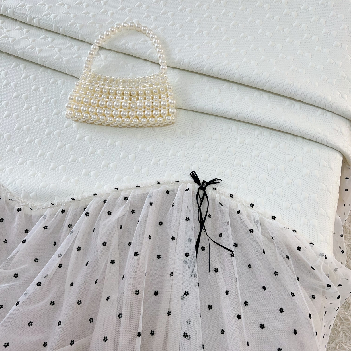 91家纺网 家纺一手货源 找家纺 恋尚羽家纺 2026新款高分子PE凉泡泡大床裙凉感席波浪冰豆豆凉席席子三件套-小确幸 小确幸-米白