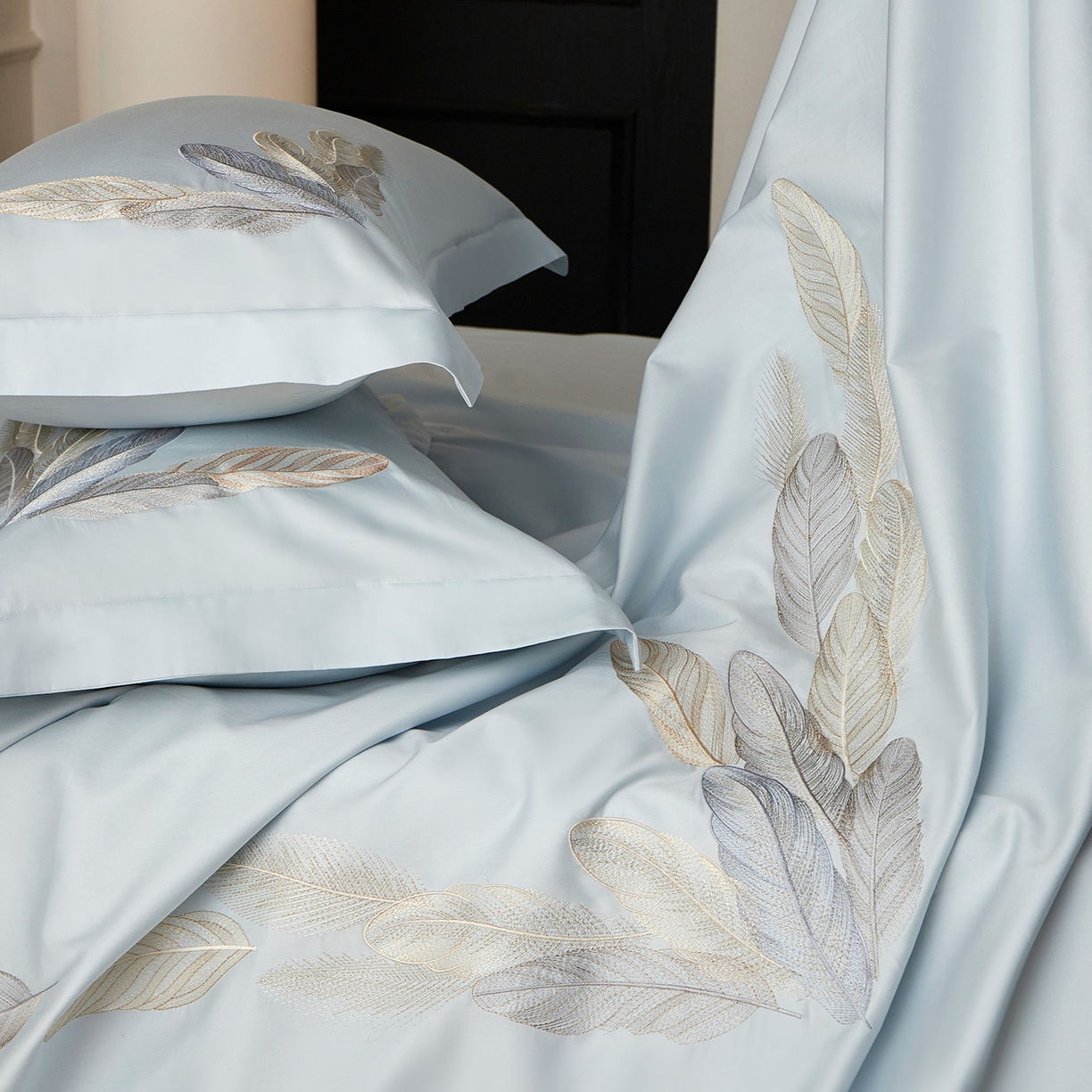 91家纺网 家纺一手货源 找家纺 优悦生活馆 2026新款冰丝刺绣四件套-露晞 露晞-蓝